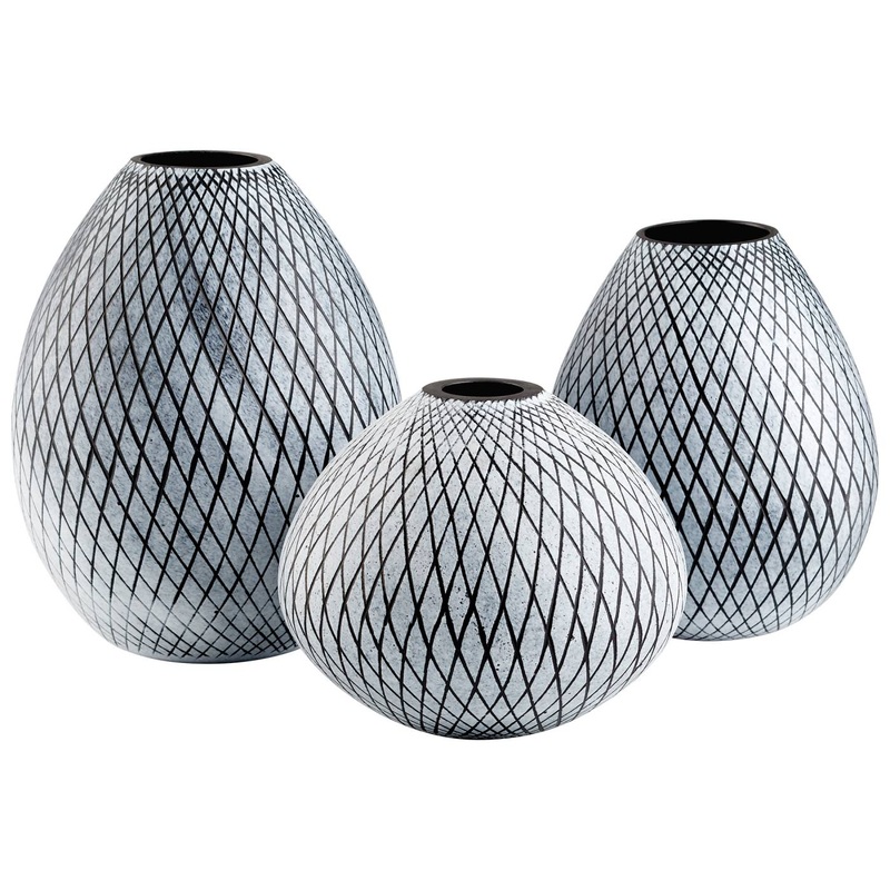 Medium Bozeman Vase By Cyan Design