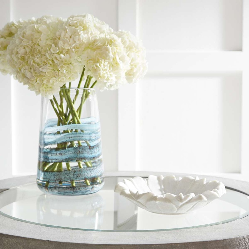 Small Rogue Vase By Cyan Design