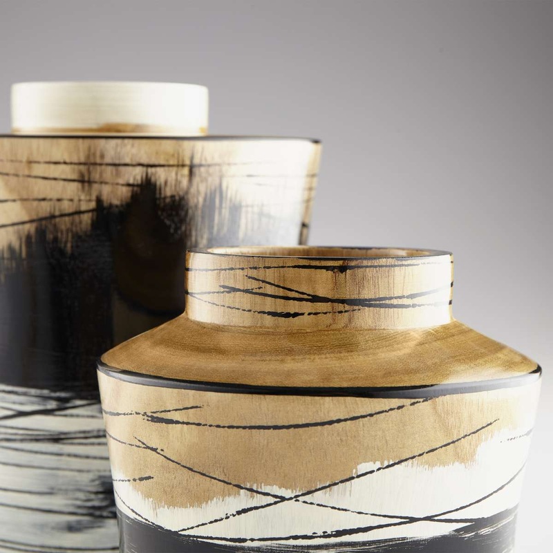 Snow Flake Vase By Cyan Design