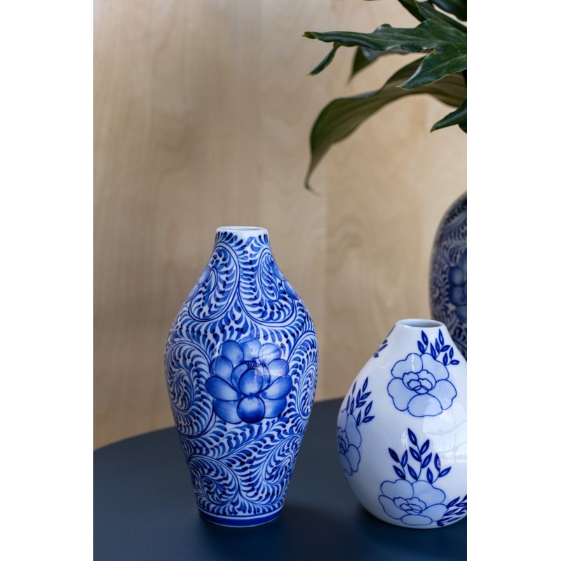 Eleanor Collection Vases Set Of 4 By Accent Decor